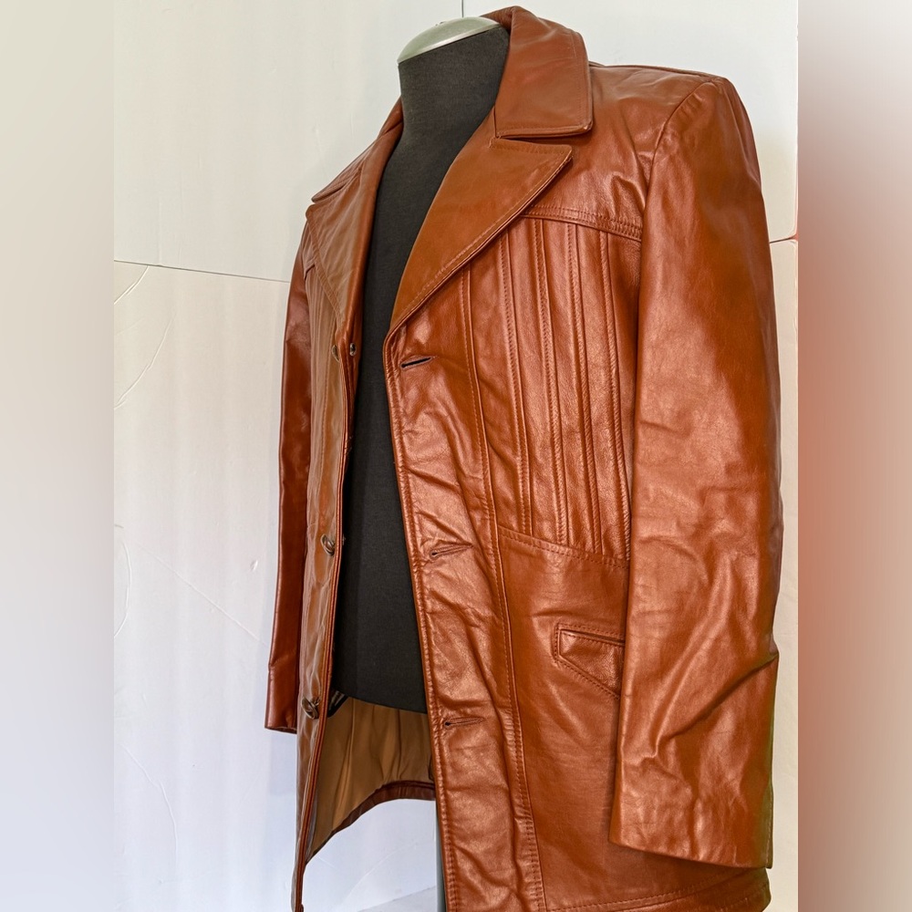 Vintage 70s Leather Jacket - Picture 2 of 10